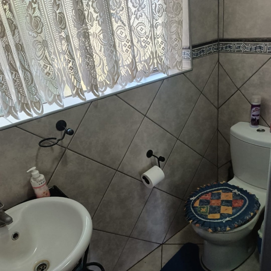 3 Bedroom Property for Sale in Wilkoppies North West